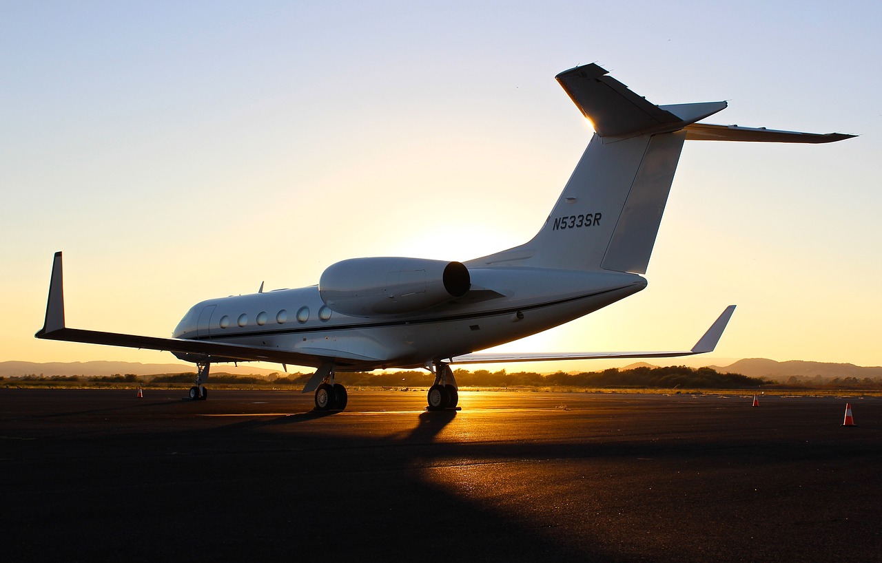 El avión eléctrico tiene opción de panel solar